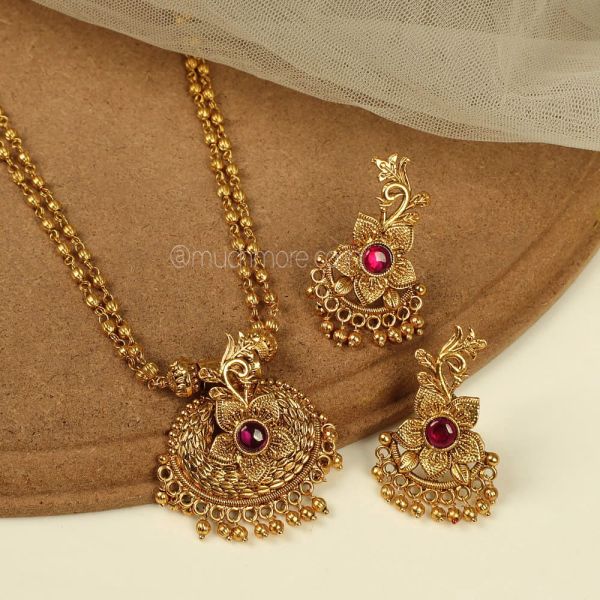 Cute And Beautiful Ruby Gold Polish Traditional Pendant Set