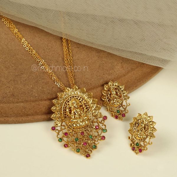 Temple Work Small And Cute Traditional Pendant Set
