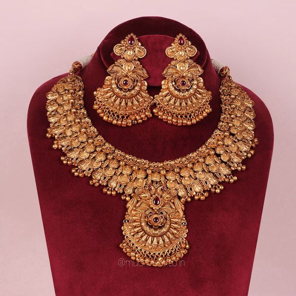 Exclusive Gold Plated Traditional Ruby Necklace Set