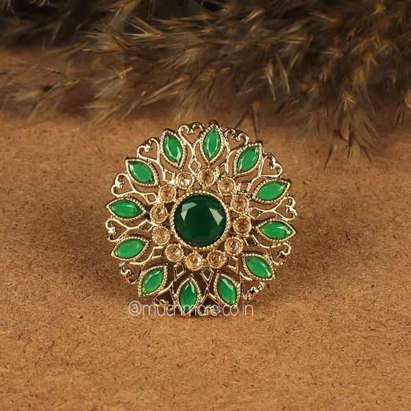 Flower Pattern Emerald Green Women Ring