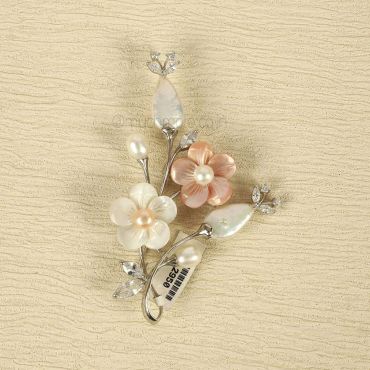Flower Brooche Made With Mother Of Pearl