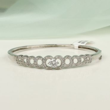 Silver Polish Diamond Studded Side Openable Bracelet