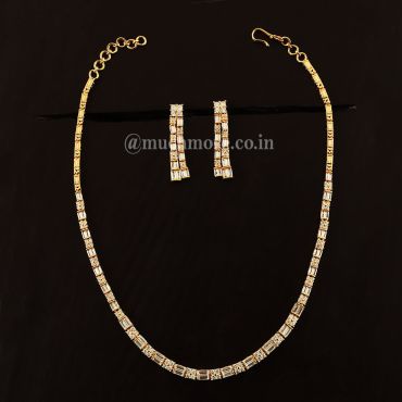 Single Chain Look American Diamond Set Gold Polish