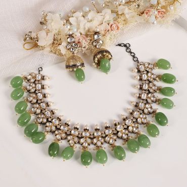 Olive Green Tone Kundan Semi Traditional Necklace Set