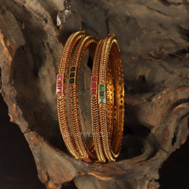 Gold Plated Ruby Green  And Women Bangles Set