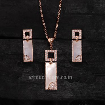 Trendy And Chic Silver AD Pendant Sets With Chain Mother Of Pearl Pendant