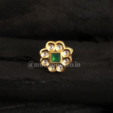 Emerald Green Small Kundan Ring